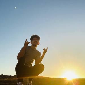 Meet your Posher, Cesar